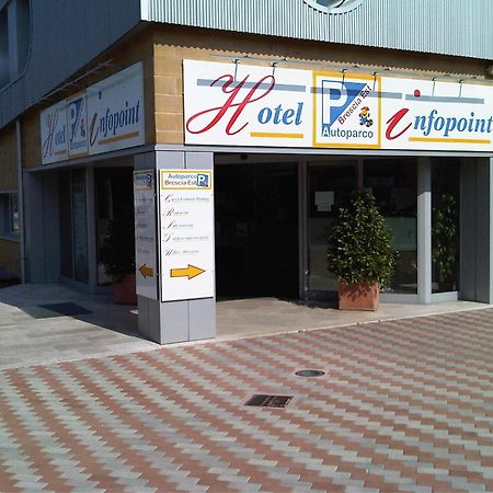 Hotel Santa Giulia Castenedolo Екстериор снимка